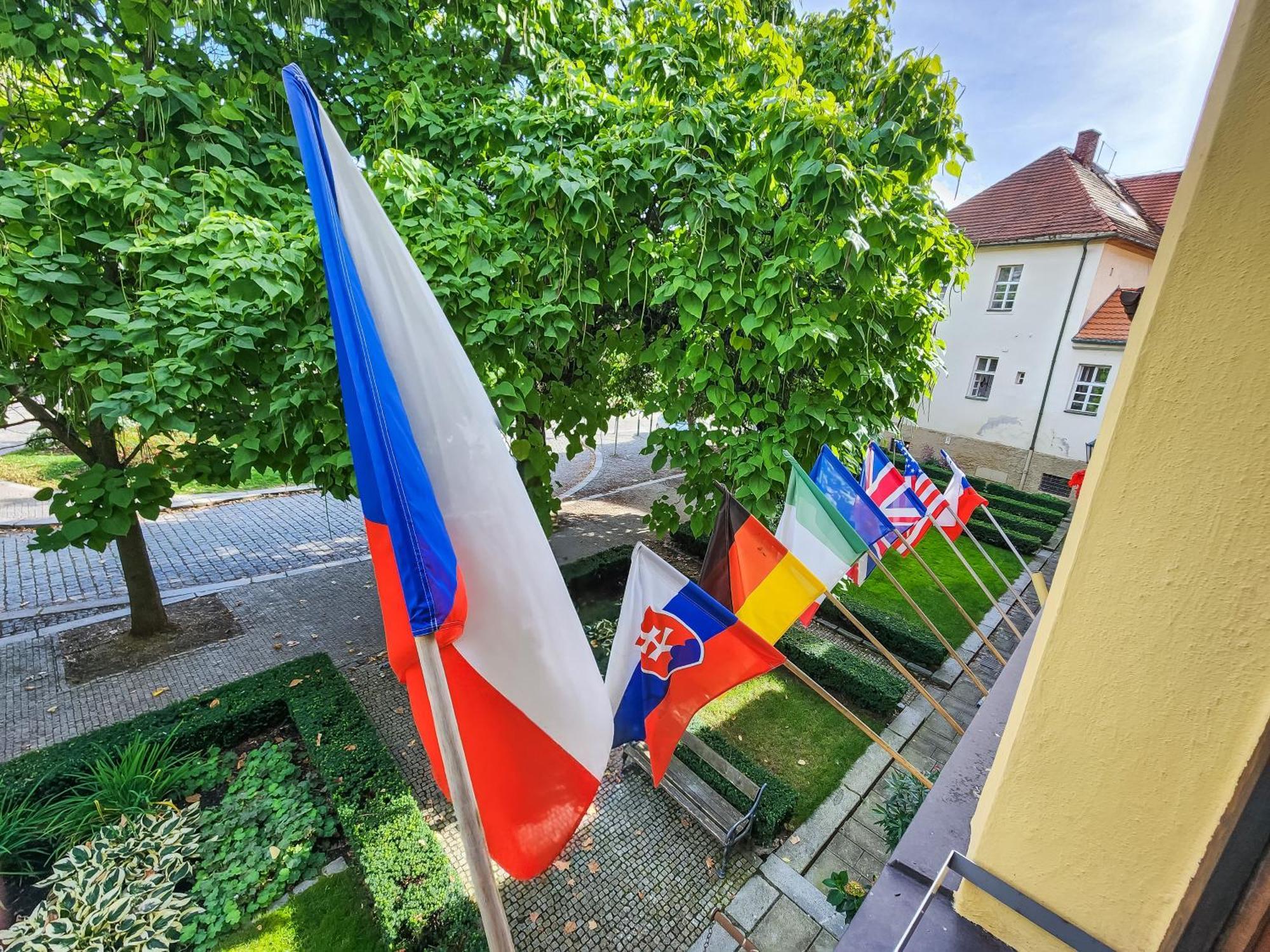 Hotel Pension City Pilzno Zewnętrze zdjęcie