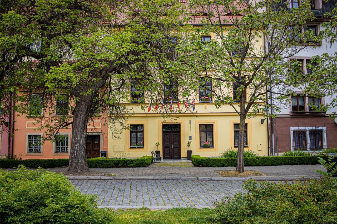 Pension City Pilzno Zewnętrze zdjęcie